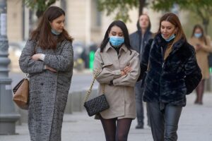 How to Protect Yourself from COVID-19 in 2025