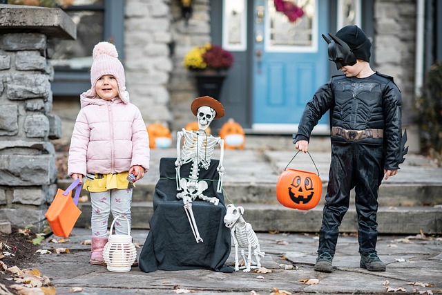 How to Keep Trick-or-Treating Safe and Fun for the Whole Family