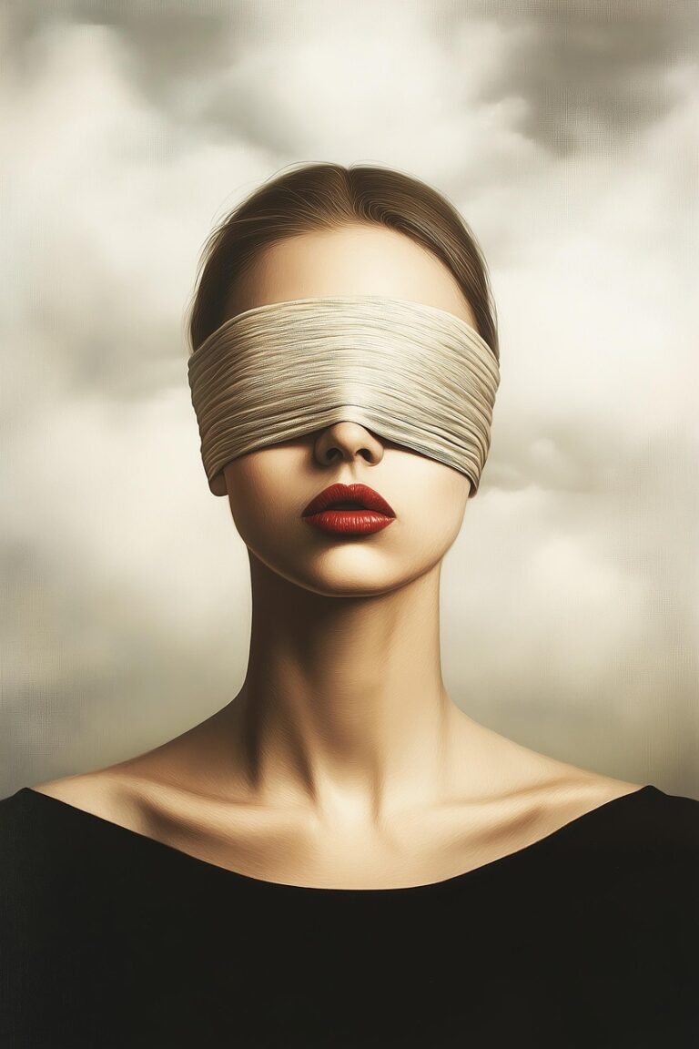 How Age-Related Macular Degeneration Changed Judi Dench