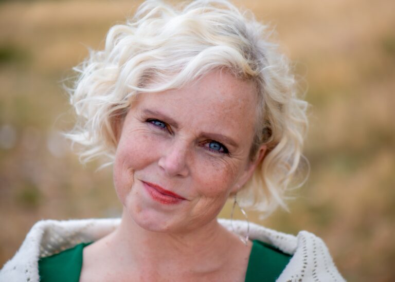 Why More Women are Turning to Hormone Replacement Therapy